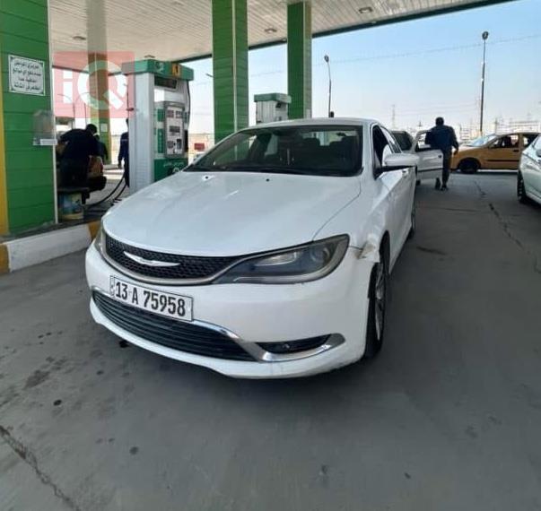 Chrysler 200